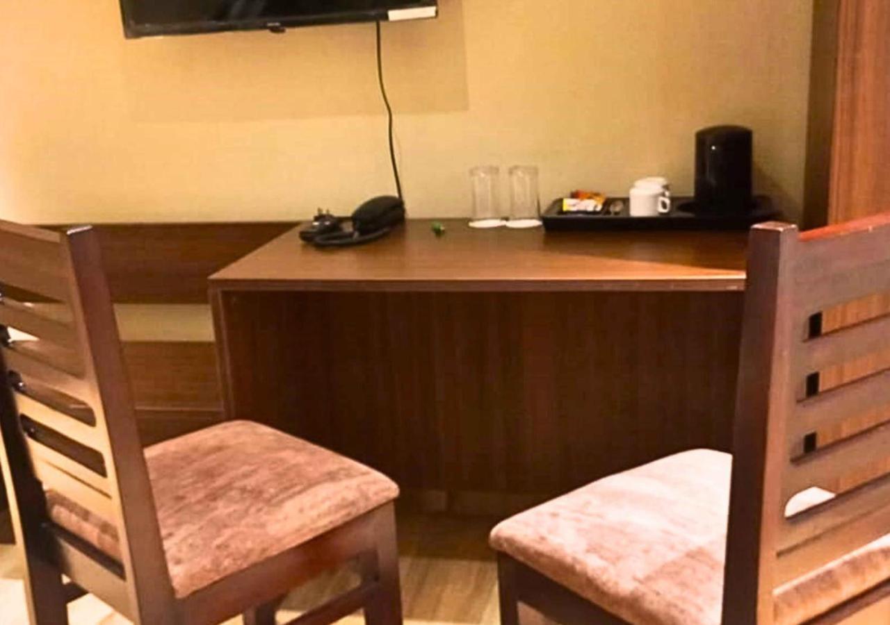 Hotel Mellow Mood Bhubaneswar Eksteriør billede