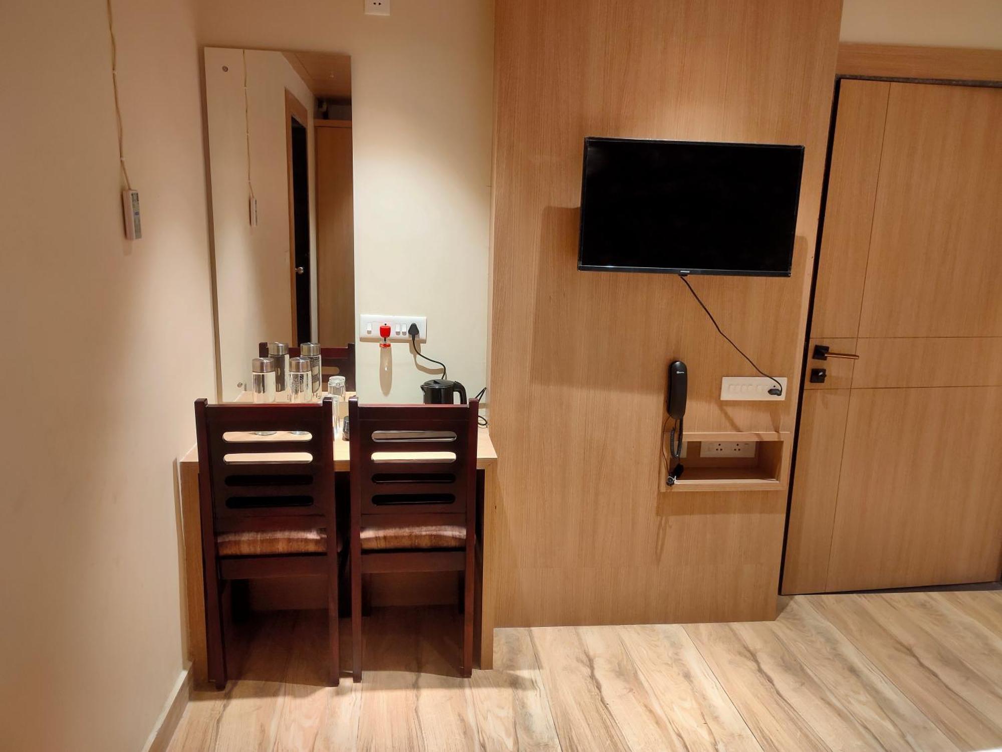 Hotel Mellow Mood Bhubaneswar Eksteriør billede
